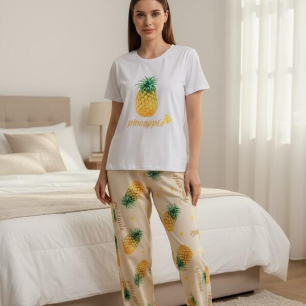 Pijama ananas naxışlı ağ