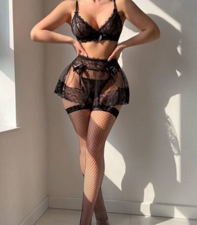 Fantazi kəpənəkli model