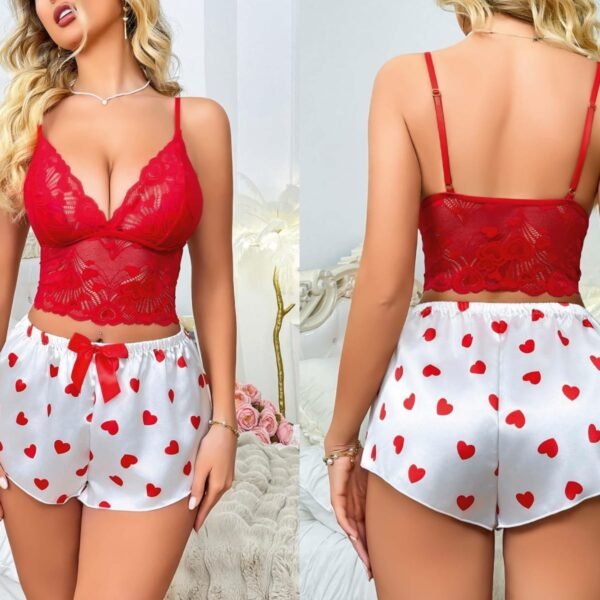 Fantazi büstqalterli ürəkli