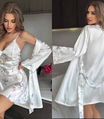 Punyar güllü gecəlik