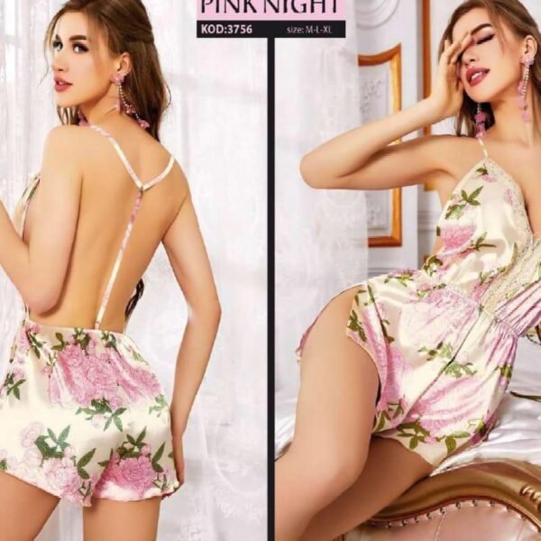 Fantazi çiçəkli gecəlik