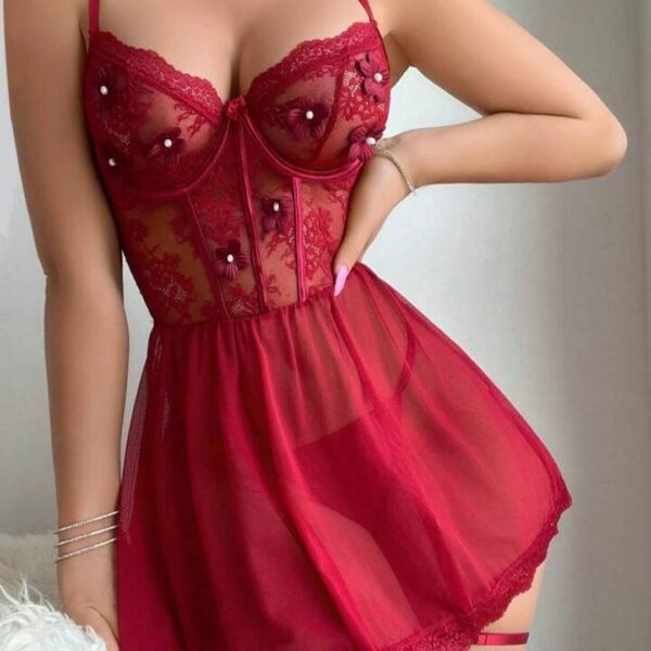 Fantazi tünd qırmızı güllü