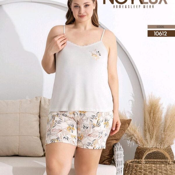 Pijama naxışlı şortlu dəst