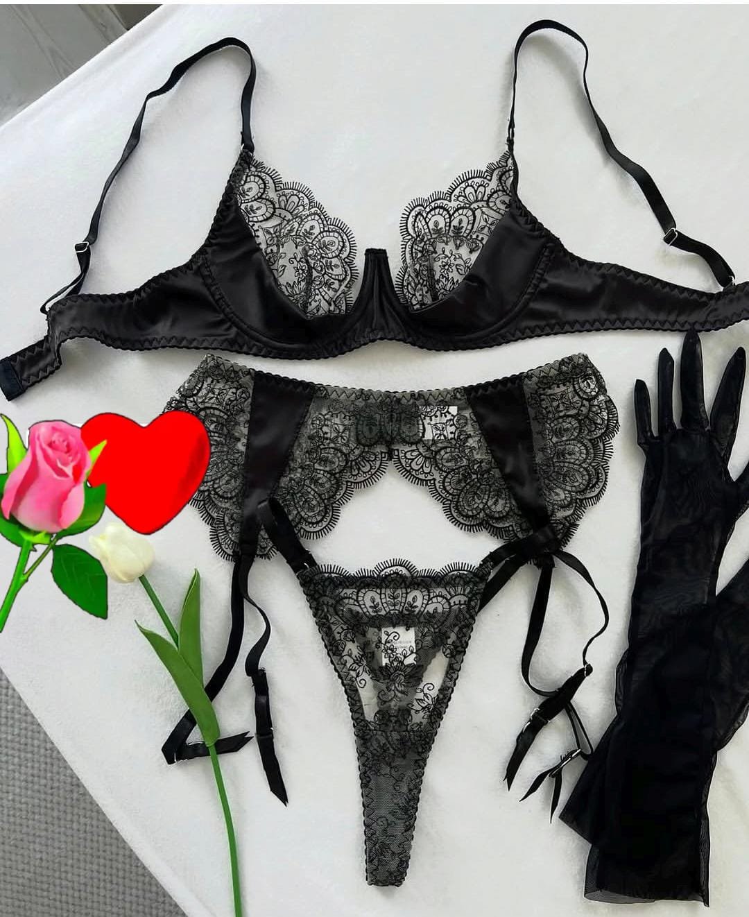 Fantazi qara krujevalı Fantazi qara krujevalı