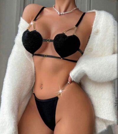Fantazi ürəkli model