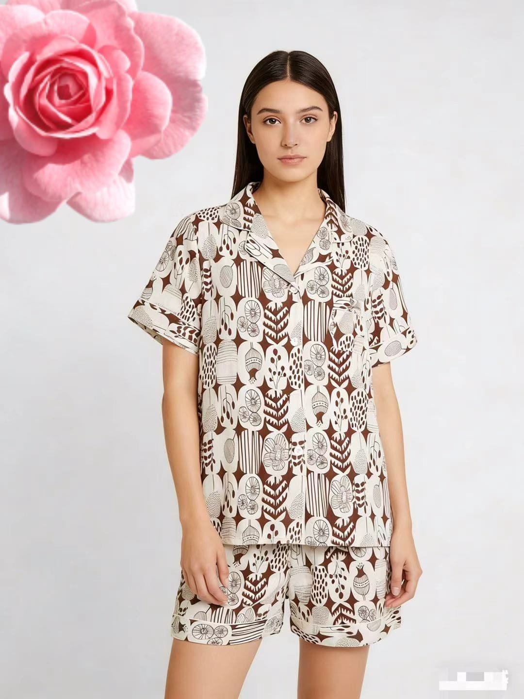 Pijama abstrakt naxışlı Pijama abstrakt naxışlı