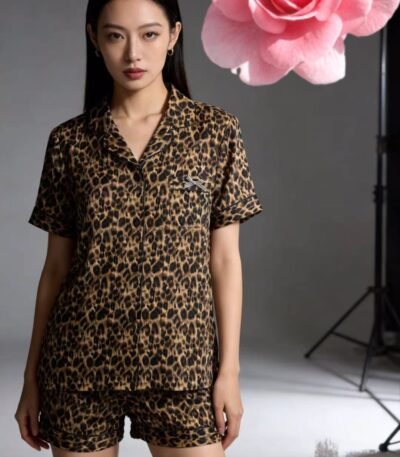 Pijama leopard naxışlı
